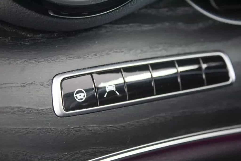 Mercedes-Benz E 200 E200 Avantgarde Automatik 360° Kamera AHK 06/2018-photo-20