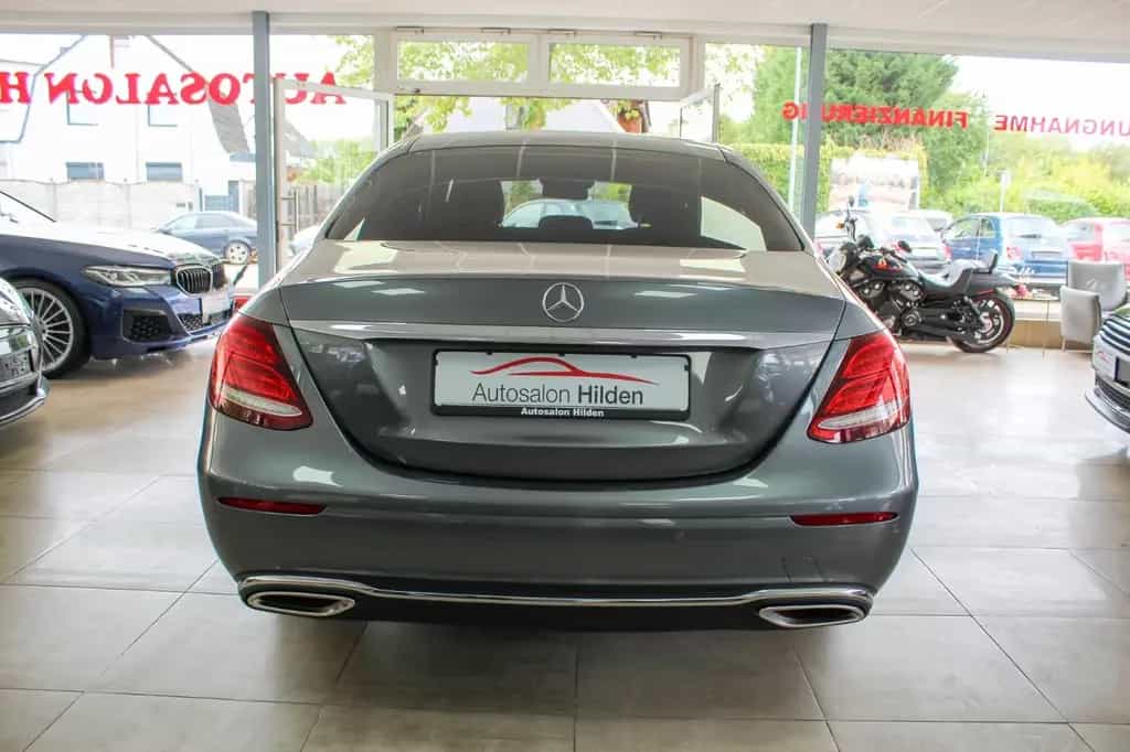 Mercedes-Benz E 200 E200 Avantgarde Automatik 360° Kamera AHK 06/2018-photo-5