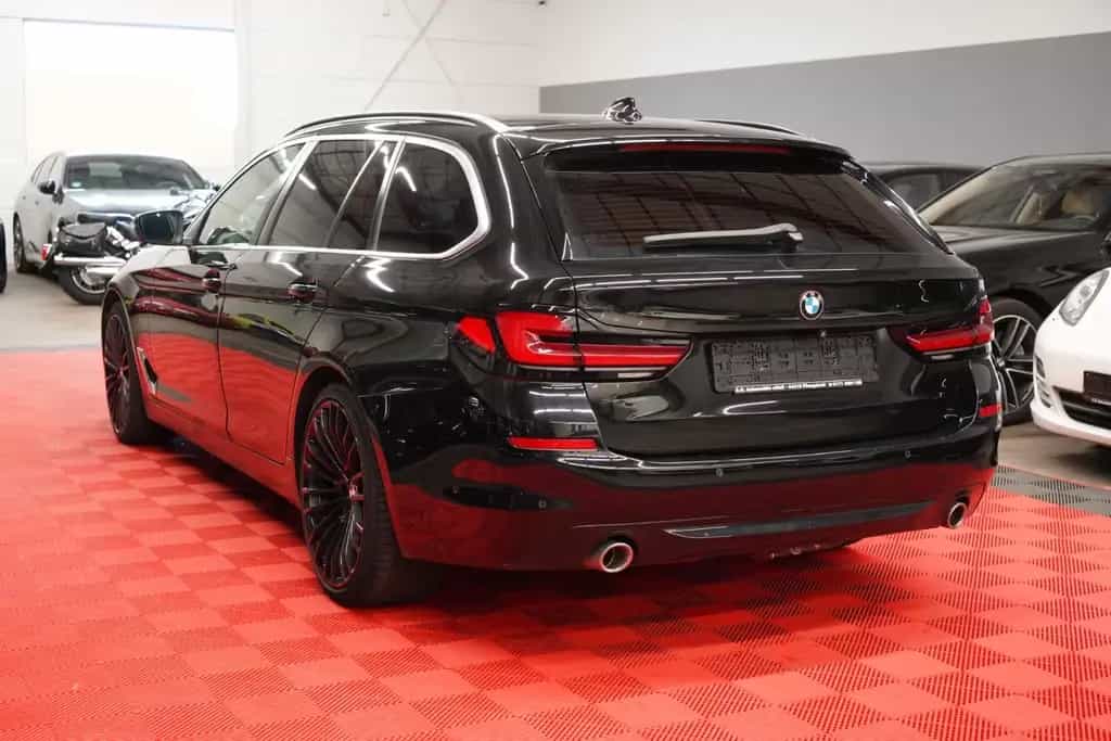 BMW 520 d G31 Touring *Unfallfrei*360°Cam*AHK 04/2018-photo-11