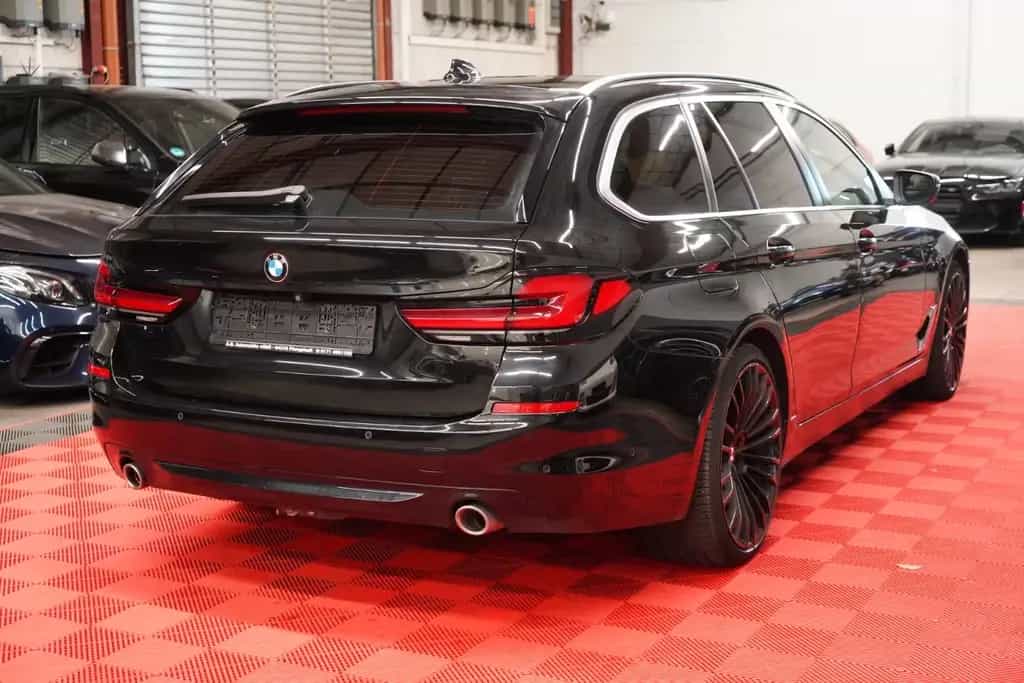 BMW 520 d G31 Touring *Unfallfrei*360°Cam*AHK 04/2018-photo-9