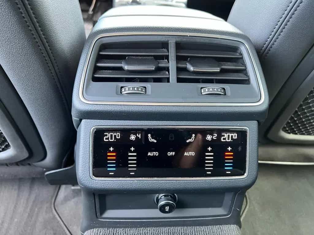 Audi A6 Avant 40 TDI design/19"/Kamera/MMI 12/2018-photo-23