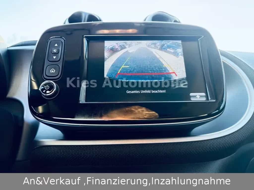 Smart ForTwo Brabus Xclusive 109Ps LEDER/JBL/NAVI/PANO 07/2017-photo-16