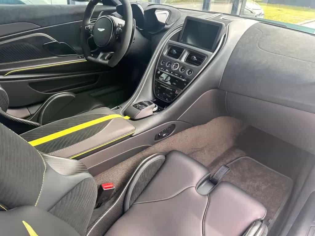 Aston Martin DBS 5.2 V12 770 Ultimate PPF  full B&O 08/2024-photo-14