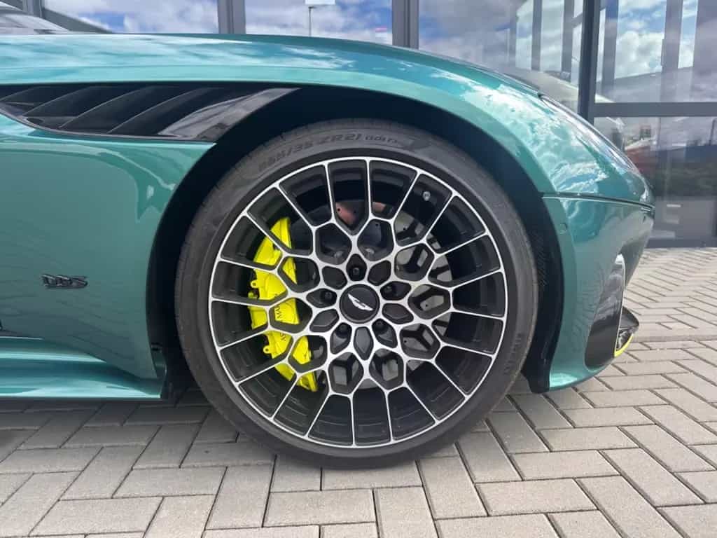 Aston Martin DBS 5.2 V12 770 Ultimate PPF  full B&O 08/2024-photo-3