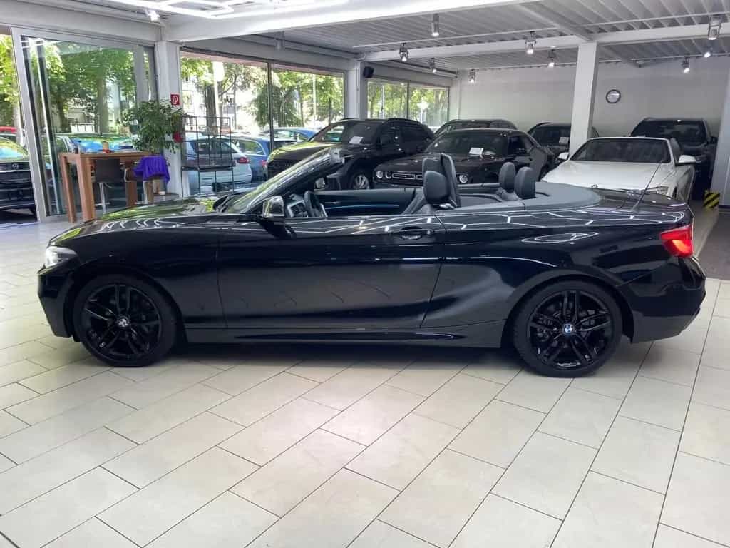 BMW 230 Cabrio M-Paket Leder Navi RueFaKa SHZ Ambien 07/2018-photo-3