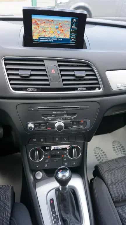 Audi Q3 2.0 TFSI Sport quattro*LED*Navig.*KeylessGO* 03/2017-photo-18