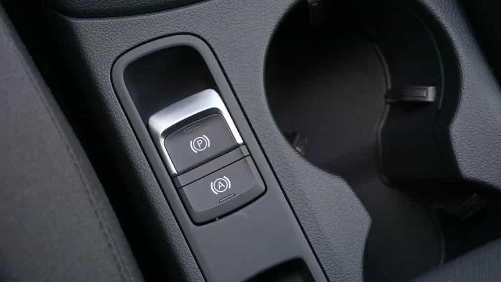 Audi Q3 2.0 TFSI Sport quattro*LED*Navig.*KeylessGO* 03/2017-photo-24