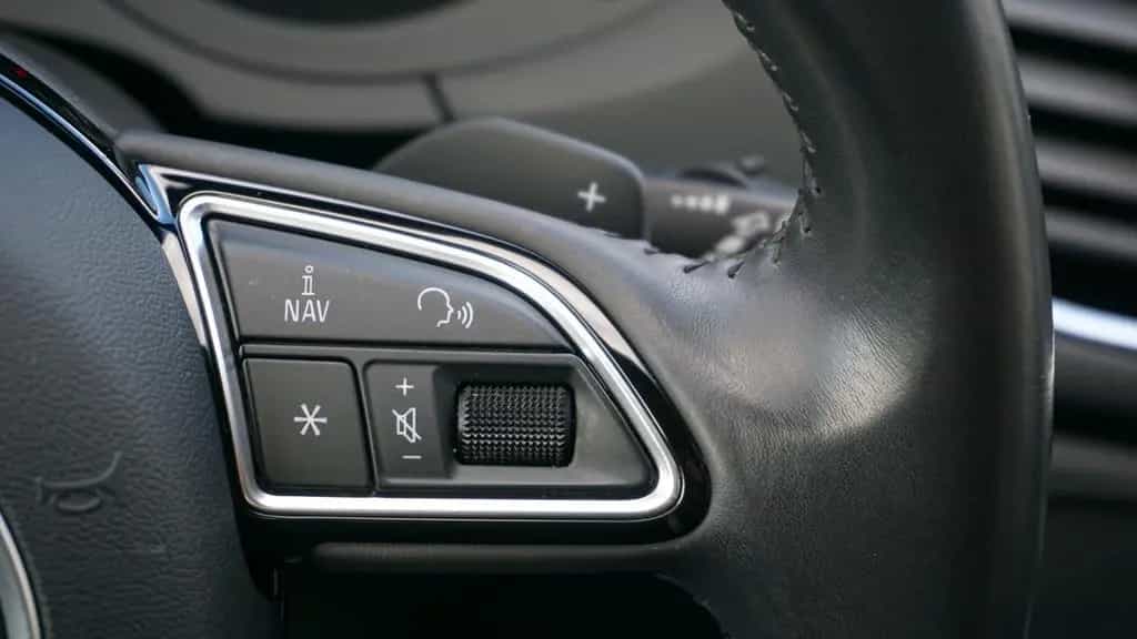Audi Q3 2.0 TFSI Sport quattro*LED*Navig.*KeylessGO* 03/2017-photo-25