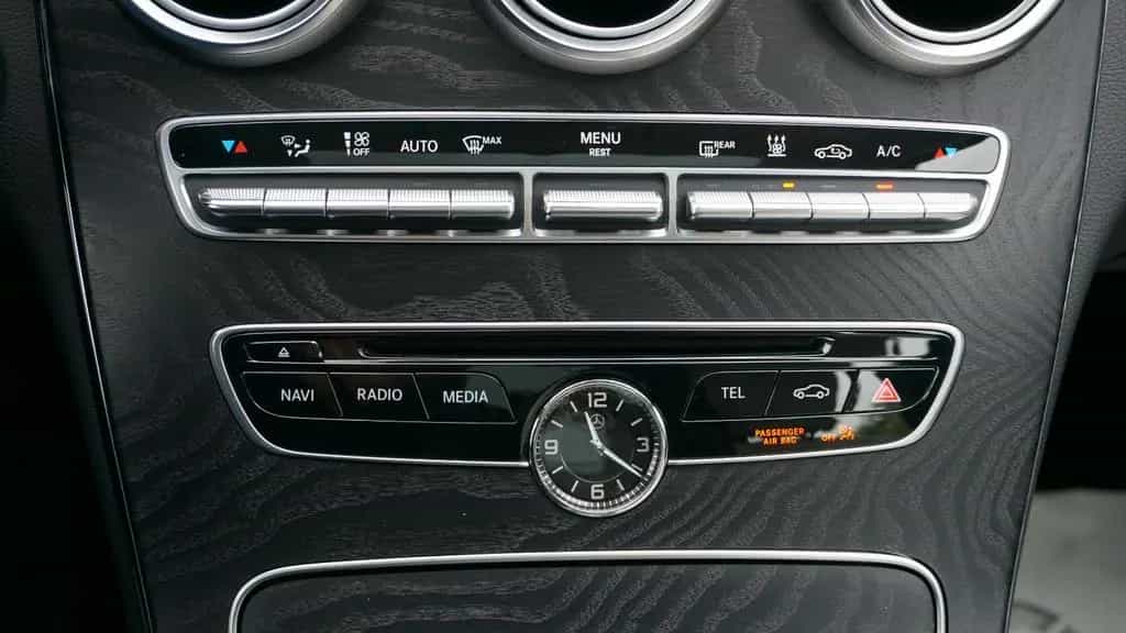 Mercedes-Benz C 200 C200 T 4Matic*LED*Burmester*AHK*Standh.*Pano*HUD 12/2016-photo-29