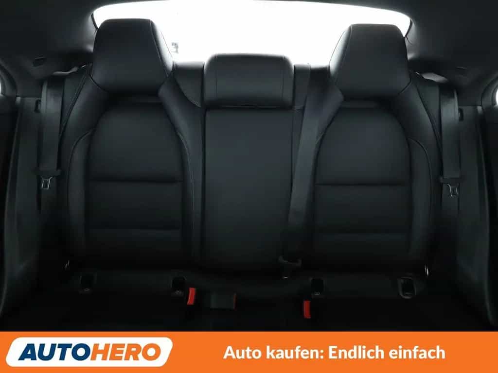 Mercedes-Benz CLA 45 AMG CLA-Klasse CLA 45 AMG 4Matic Aut.*NAV*LED*TEMPO* 05/2018-photo-15