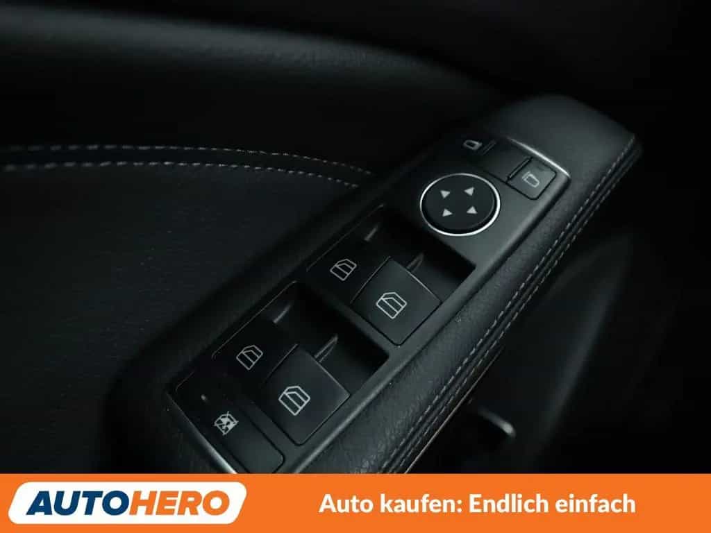 Mercedes-Benz CLA 45 AMG CLA-Klasse CLA 45 AMG 4Matic Aut.*NAV*LED*TEMPO* 05/2018-photo-23