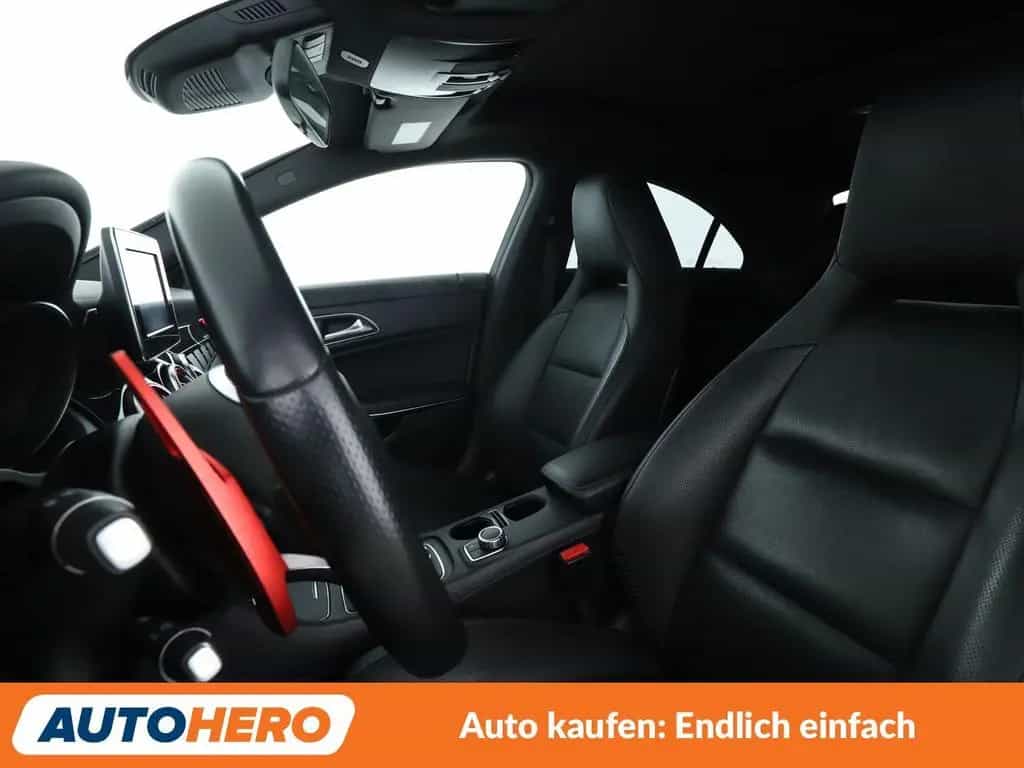 Mercedes-Benz CLA 45 AMG CLA-Klasse CLA 45 AMG 4Matic Aut.*NAV*LED*TEMPO* 05/2018-photo-9