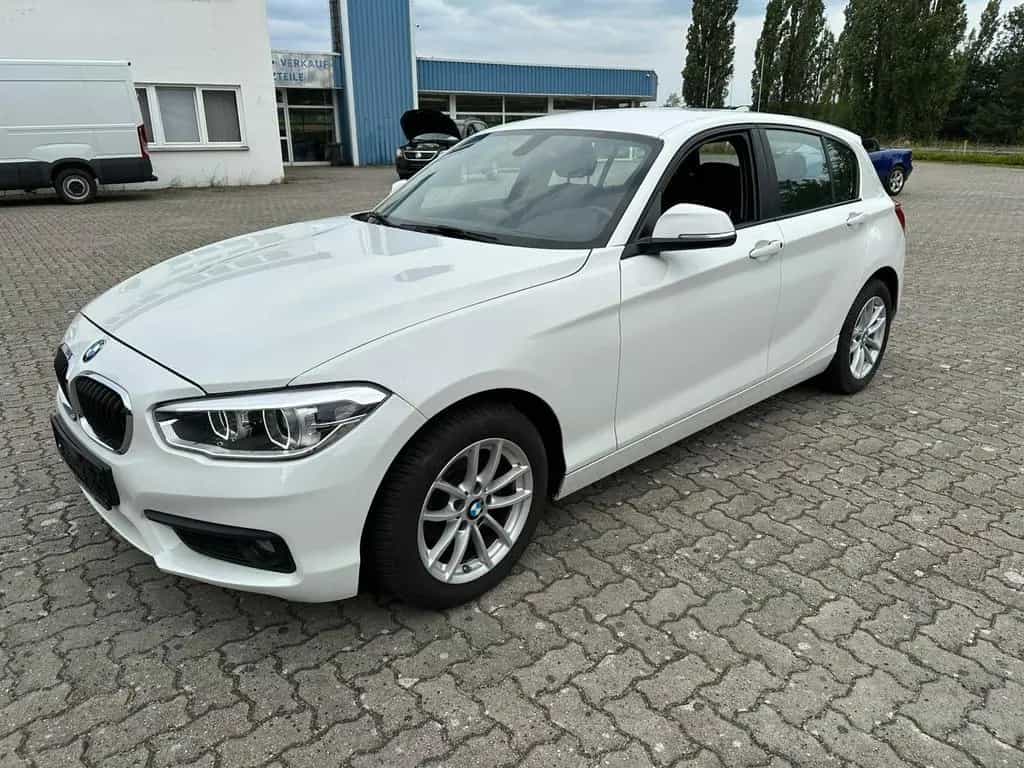 BMW 116 i Advantage Lim. 5-trg. 85000 km 02/2016-photo-0