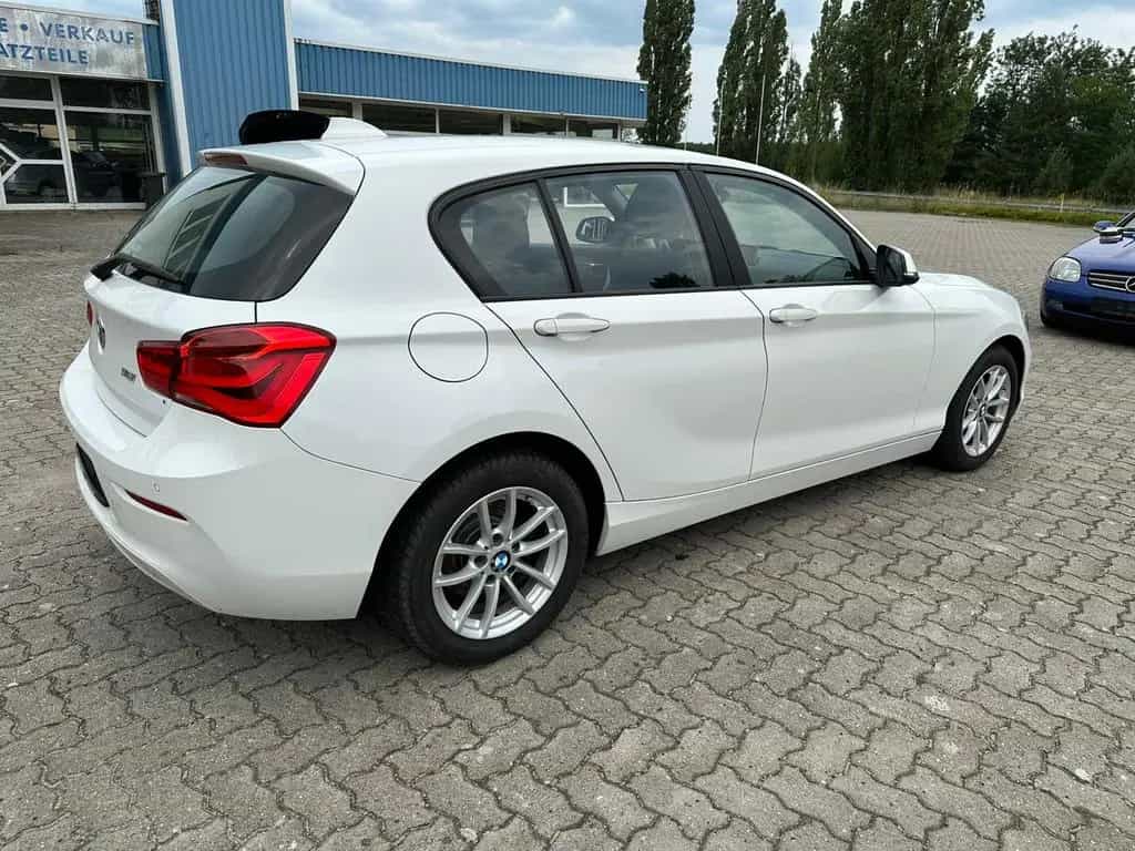 BMW 116 i Advantage Lim. 5-trg. 85000 km 02/2016-photo-3