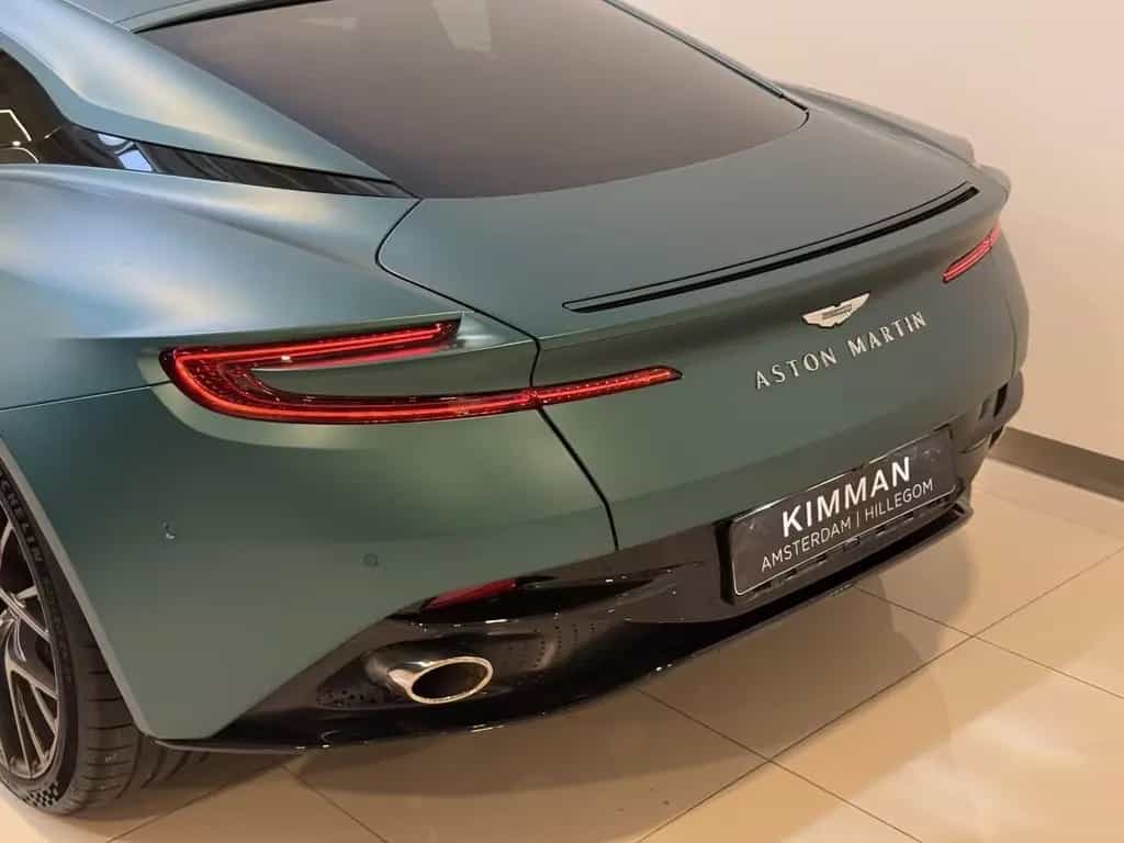 Aston Martin DB12 4.0 V8 | Satin Racing Green | 21 Felgen Sat 08/2024-photo-9