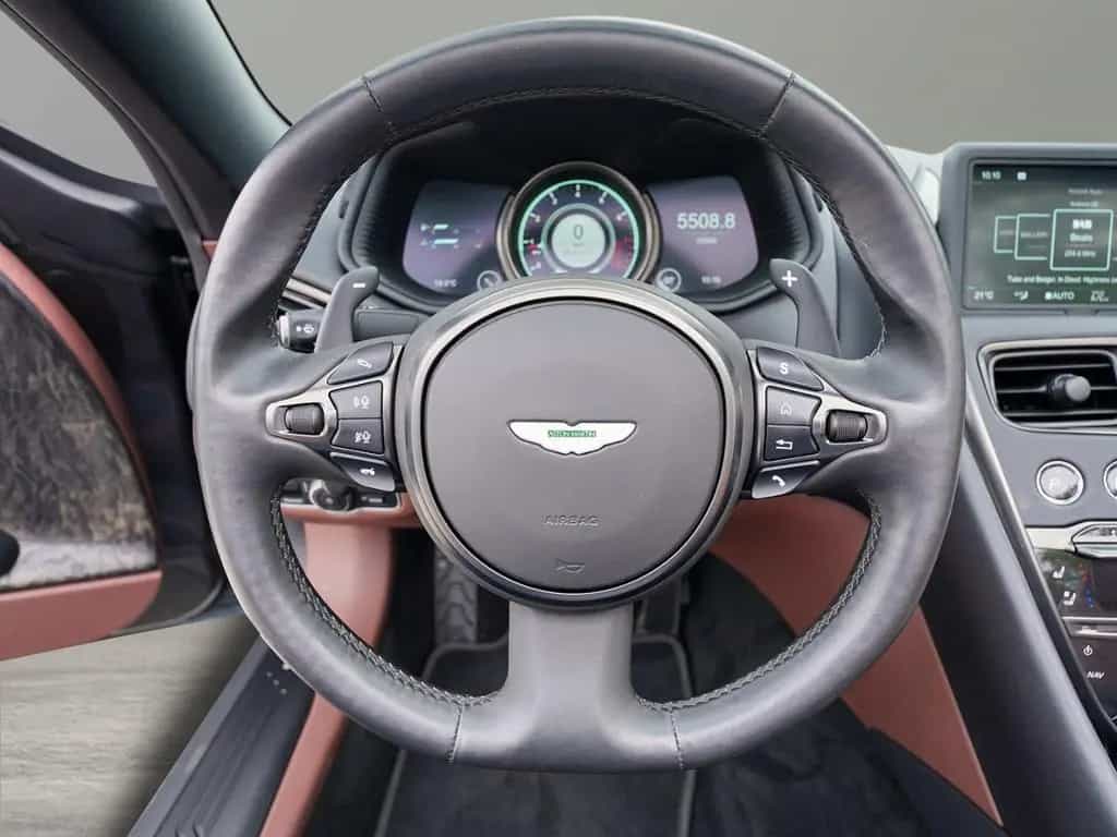 Aston Martin DB11 Volante Xenon Grey / Havana Tan nur 15508km 03/2023-photo-28