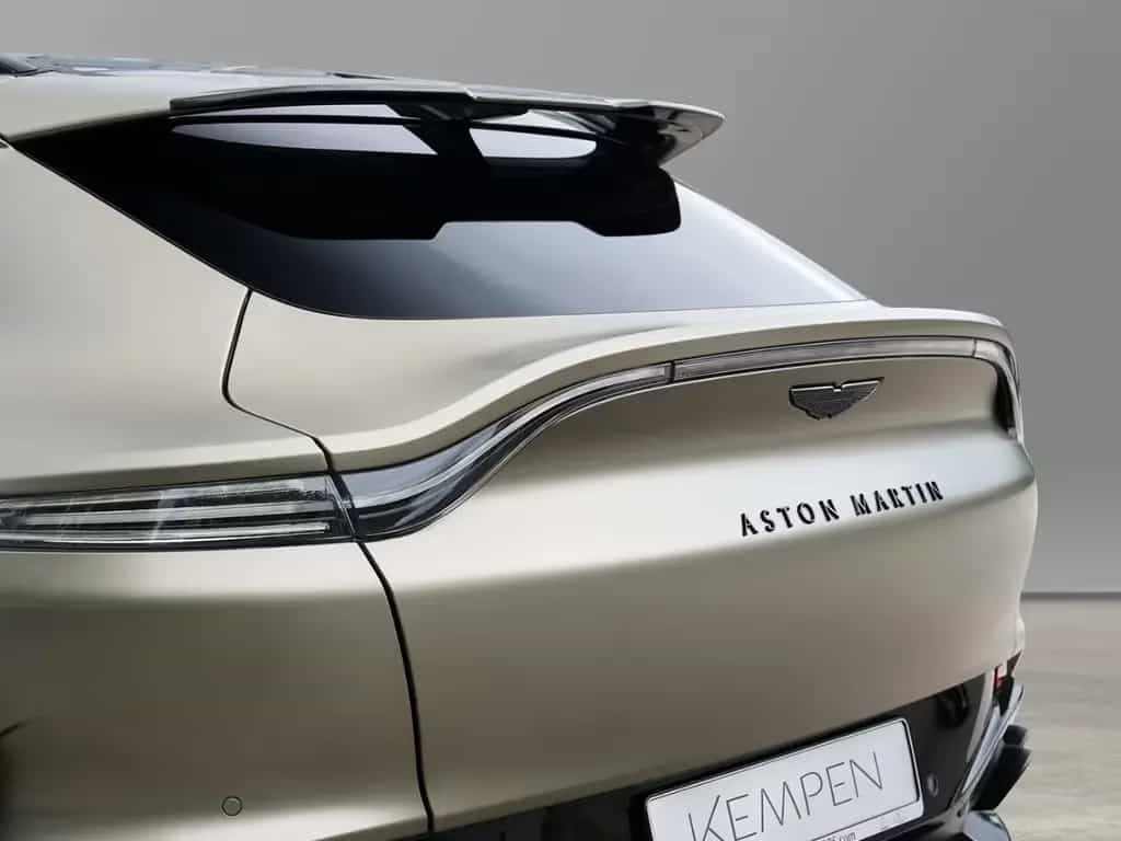 Aston Martin DBX 707 Titanium Grey / Onyx Black PPF Matt 03/2023-photo-15