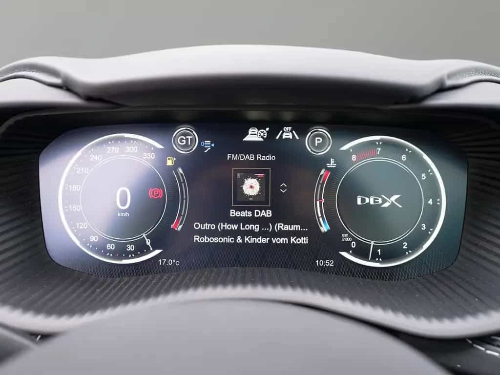 Aston Martin DBX 707 Titanium Grey / Onyx Black PPF Matt 03/2023-photo-22
