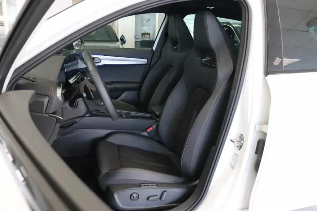 Cupra Formentor VZ 4Drive DCC Pano Kamera Leder ACC 08/2022-photo-17