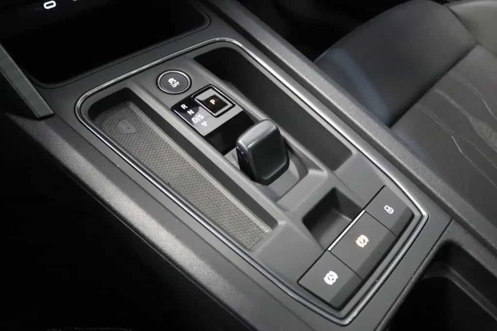 Cupra Formentor VZ 4Drive DCC Pano Kamera Leder ACC 08/2022-photo-21