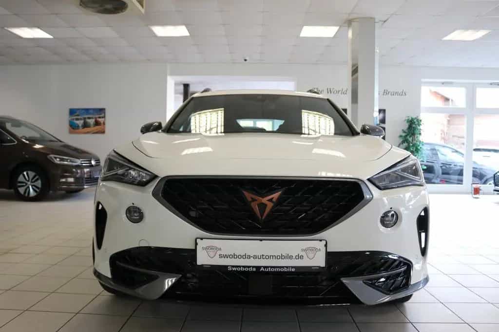 Cupra Formentor VZ 4Drive DCC Pano Kamera Leder ACC 08/2022-photo-4