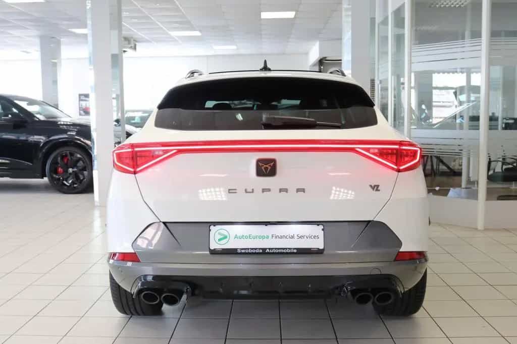 Cupra Formentor VZ 4Drive DCC Pano Kamera Leder ACC 08/2022-photo-5