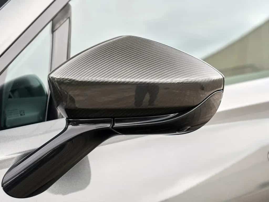 Aston Martin DBX 707 Magneti Silver / Phantom Grey Carbon Ext 03/2023-photo-14