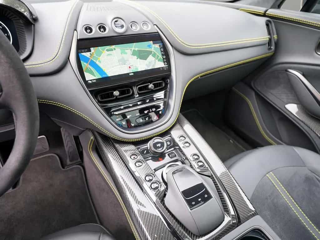 Aston Martin DBX 707 Magneti Silver / Phantom Grey Carbon Ext 03/2023-photo-26
