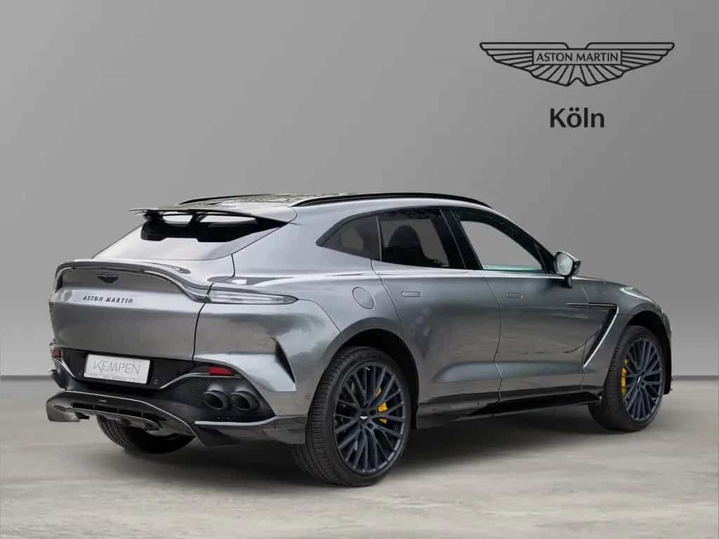 Aston Martin DBX 707 Magneti Silver / Phantom Grey Carbon Ext 03/2023-photo-3