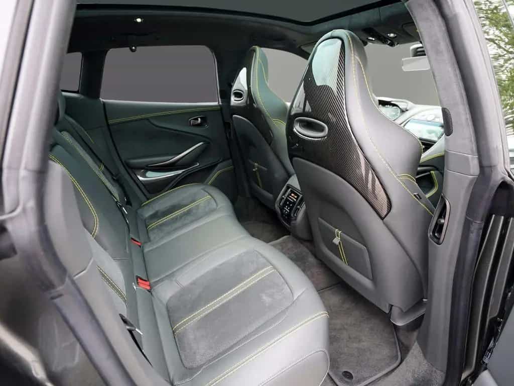 Aston Martin DBX 707 Magneti Silver / Phantom Grey Carbon Ext 03/2023-photo-33