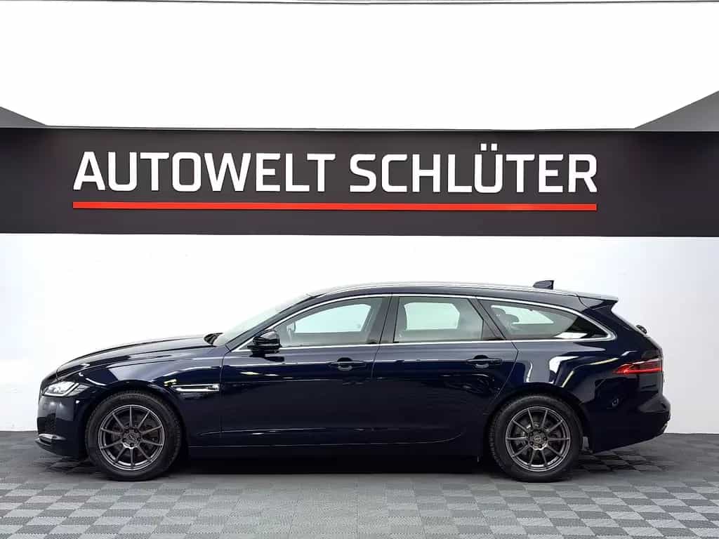 Jaguar XF Sportbrake Prestige *LED*SHZ*AHK*RFK* 08/2019-photo-2