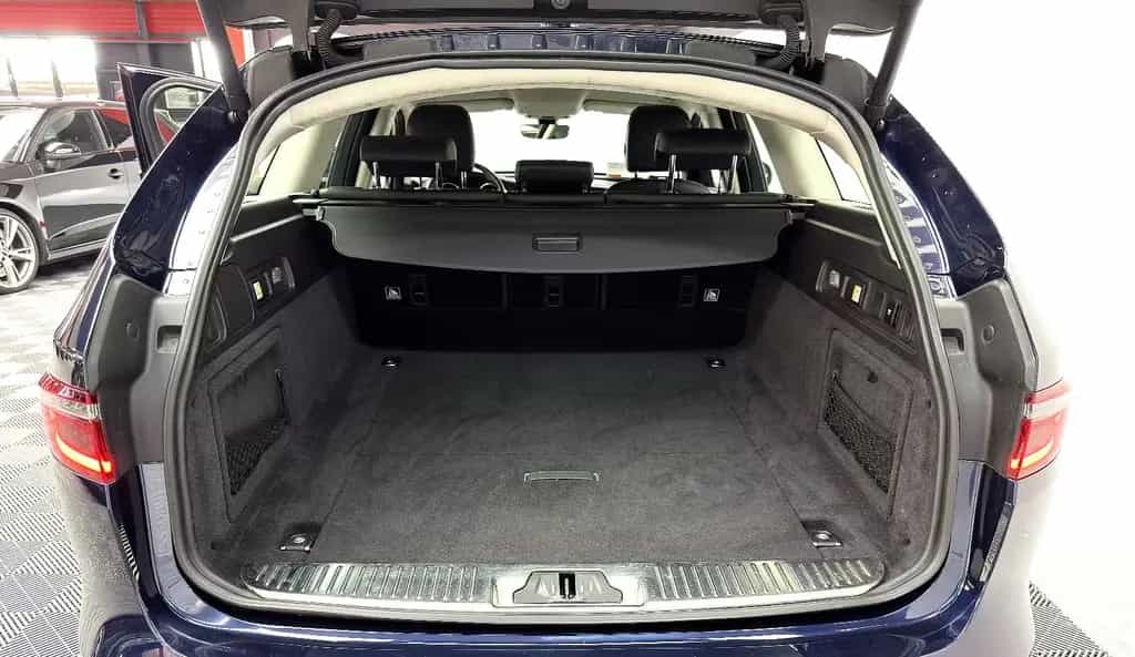 Jaguar XF Sportbrake Prestige *LED*SHZ*AHK*RFK* 08/2019-photo-5