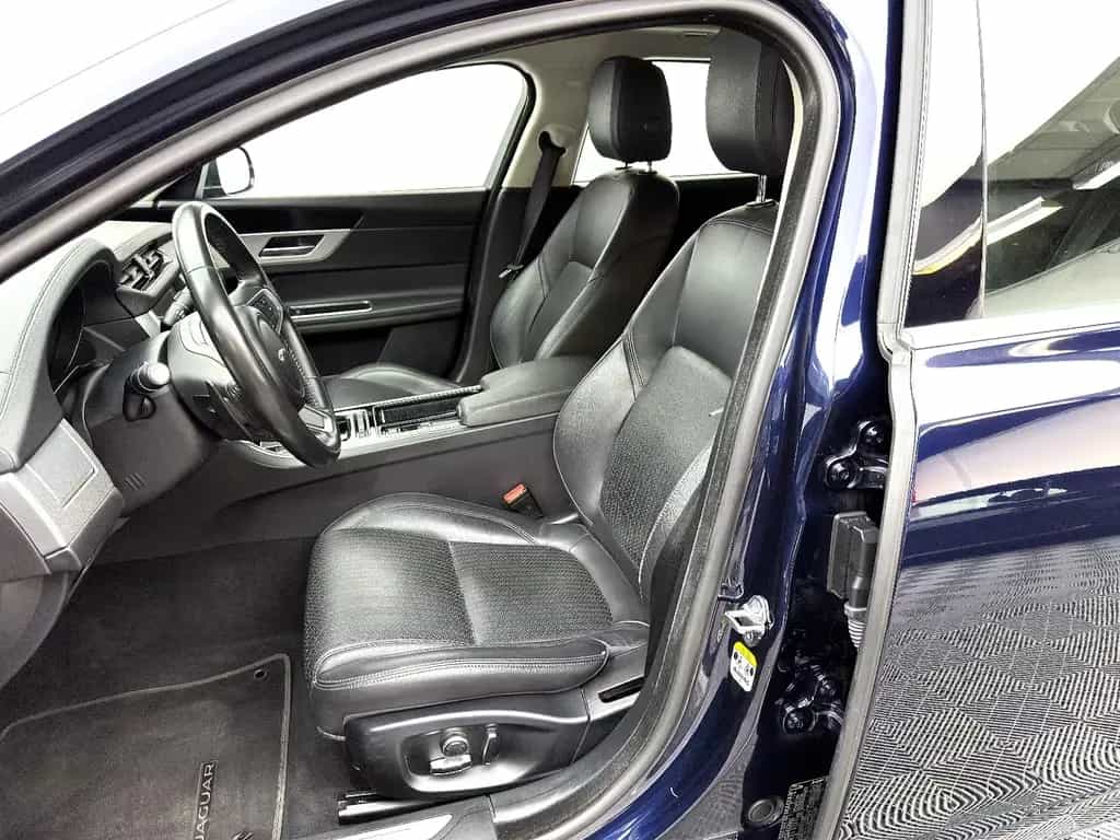 Jaguar XF Sportbrake Prestige *LED*SHZ*AHK*RFK* 08/2019-photo-7