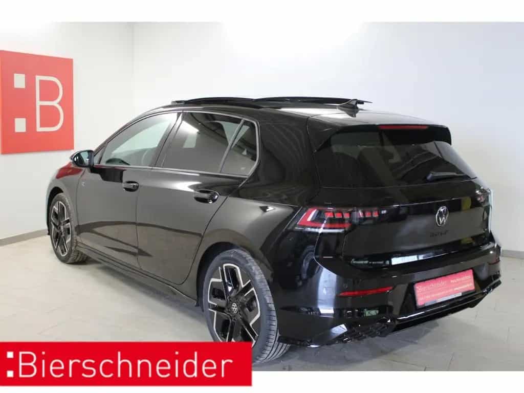 Volkswagen Golf 8 1.5 eTSI DSG PA 2x R-Line Black Style 18 10/2025-photo-17