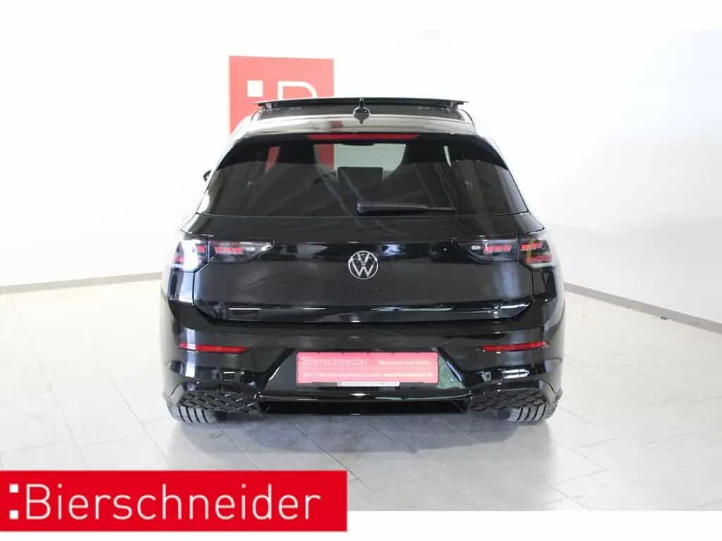 Volkswagen Golf 8 1.5 eTSI DSG PA 2x R-Line Black Style 18 10/2025-photo-19