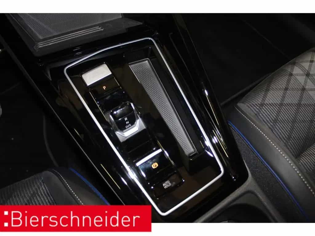 Volkswagen Golf 8 1.5 eTSI DSG PA 2x R-Line Black Style 18 10/2025-photo-9
