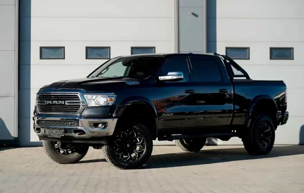 Other Other RAM 1500 5.7 Crew Cab Shortbed Bighorn Chrome 06/2021-photo-0