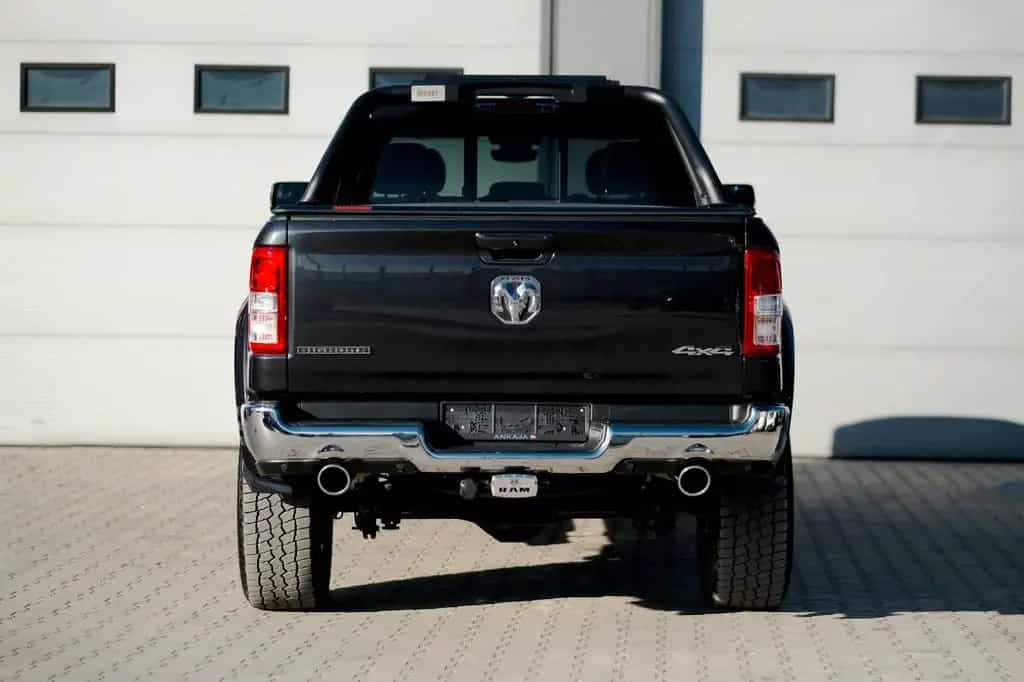 Other Other RAM 1500 5.7 Crew Cab Shortbed Bighorn Chrome 06/2021-photo-4