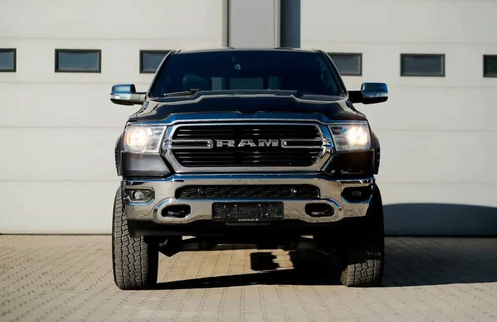Other Other RAM 1500 5.7 Crew Cab Shortbed Bighorn Chrome 06/2021-photo-5