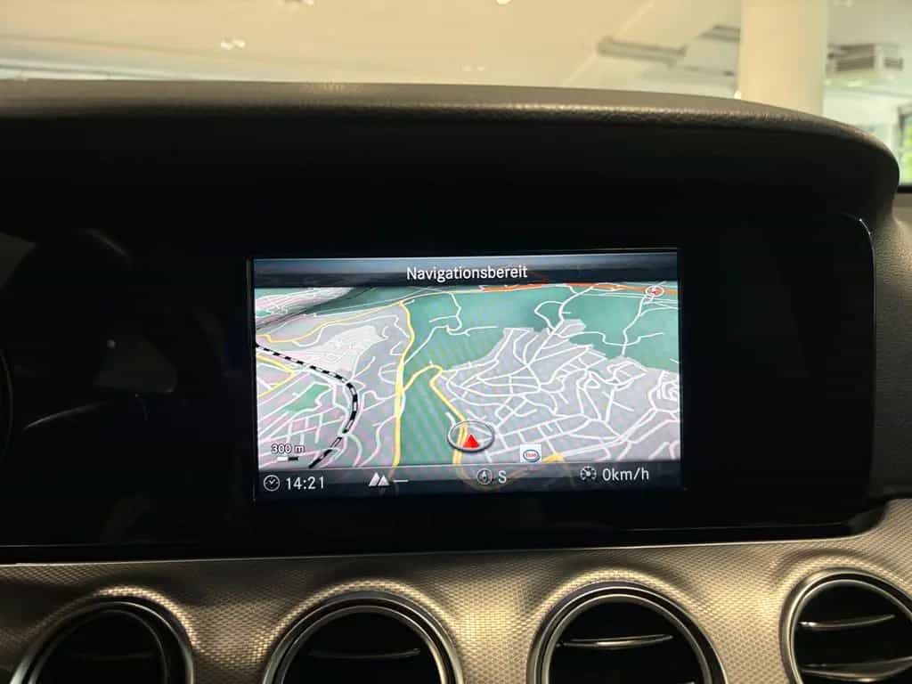 Mercedes-Benz E 200 E200 T 4Matic Aut. MULTIBEAM KAM ASSIST SHZ 02/2018-photo-16