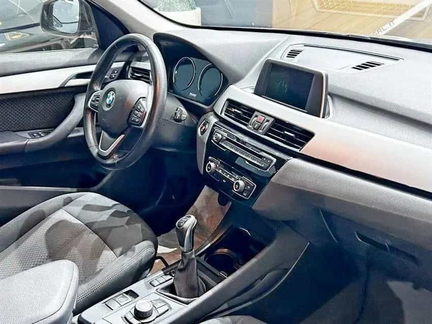 BMW X1 Bmw X1 sDrive18d Advantage 10/2019-photo-10