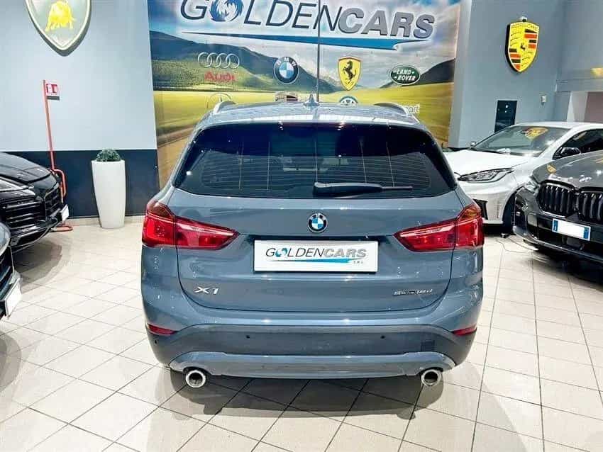 BMW X1 Bmw X1 sDrive18d Advantage 10/2019-photo-4