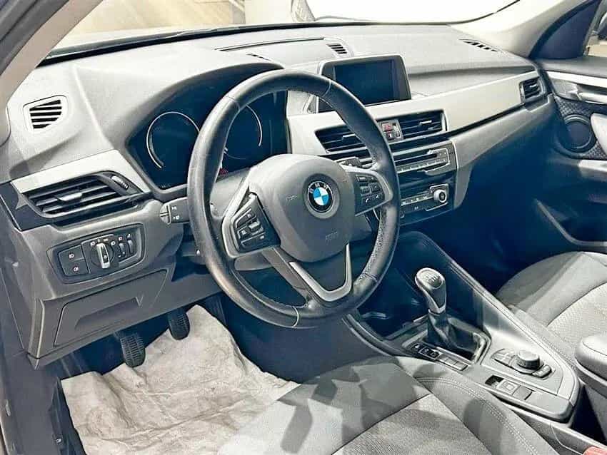 BMW X1 Bmw X1 sDrive18d Advantage 10/2019-photo-6