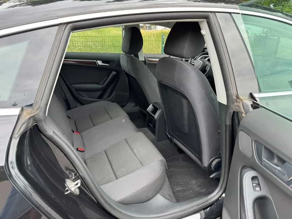 Audi A5 Sportback 2.0 TFSI / 84600 km / Automatik / 05/2011-photo-17