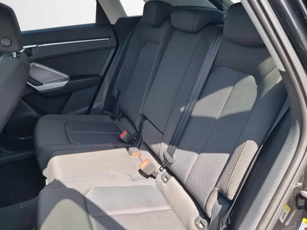 Audi Q3 35 TDI Advanced Virtual LED BT NAVI AHK 06/2021-photo-15