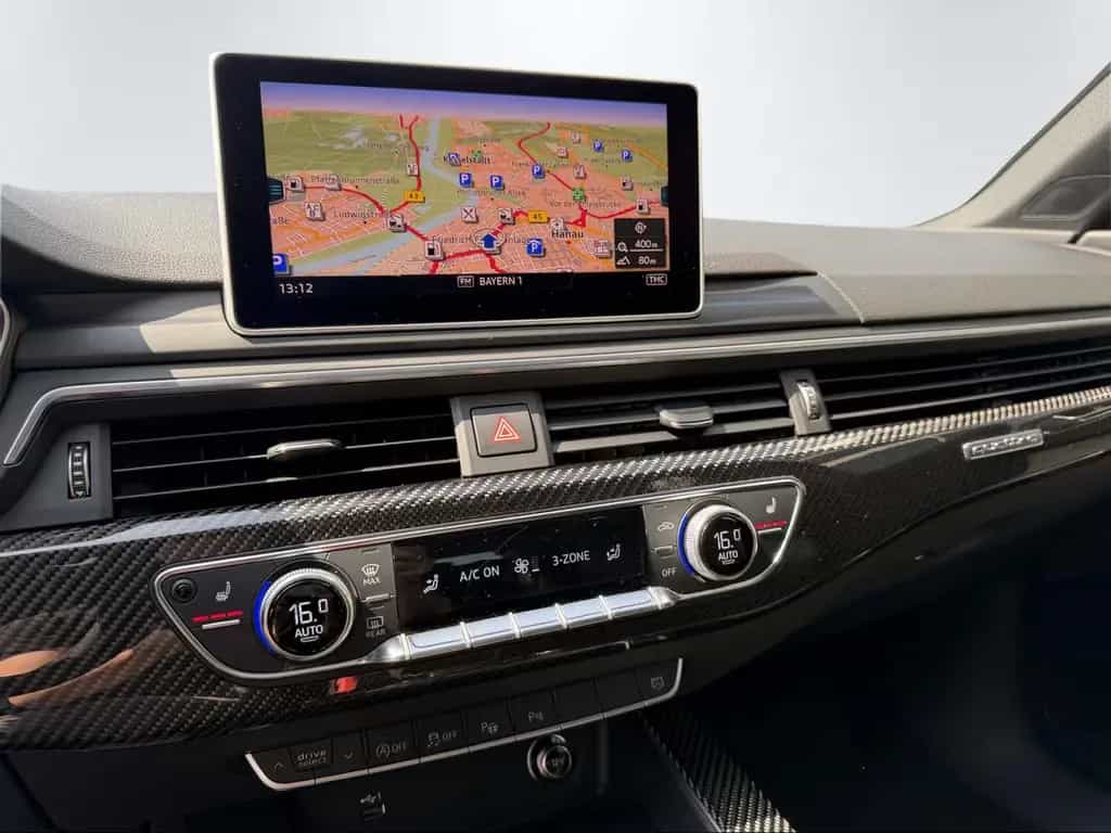 Audi RS4 KERAMIK-CARBON-HUD-B&O-360°-MATRIX-VIRT-PANO 08/2019-photo-22