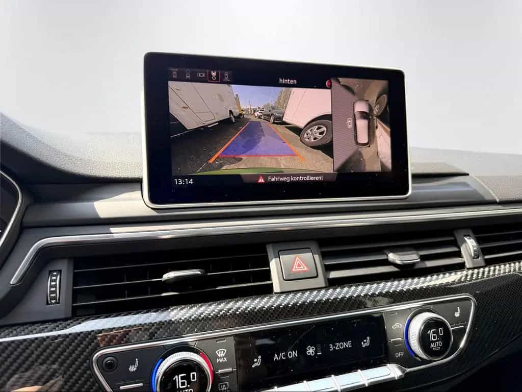 Audi RS4 KERAMIK-CARBON-HUD-B&O-360°-MATRIX-VIRT-PANO 08/2019-photo-28