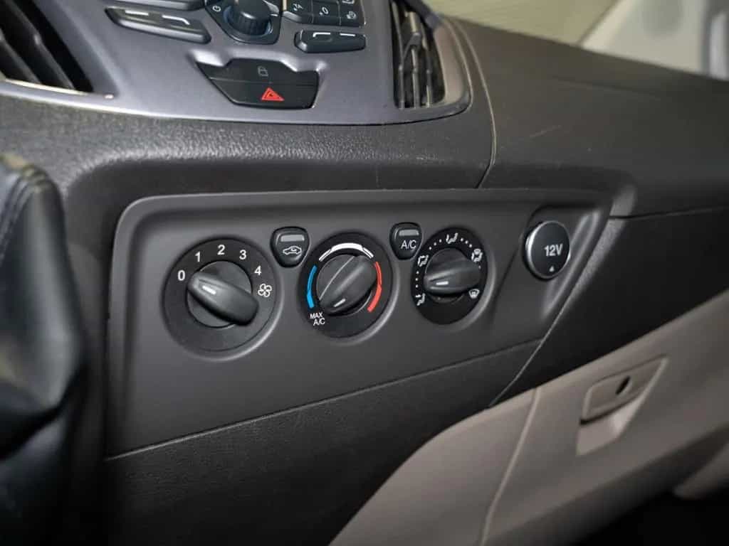 Ford Tourneo Custom Kombi L2 H1 310 VA Titanium Navi 05/2017-photo-17