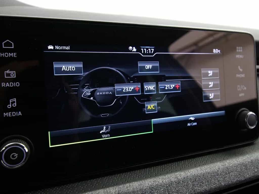Skoda Kamiq TSI OPF 7-DSG Selection LED+KAMERA+ACC 03/2025-photo-16