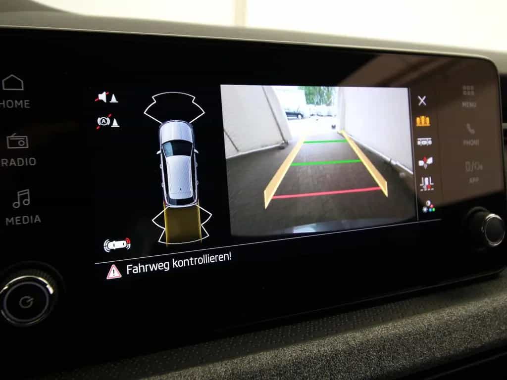 Skoda Kamiq TSI OPF 7-DSG Selection LED+KAMERA+ACC 03/2025-photo-18